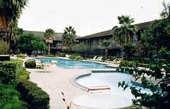 Palm Aire Hotel And Suites Weslaco Facilities photo